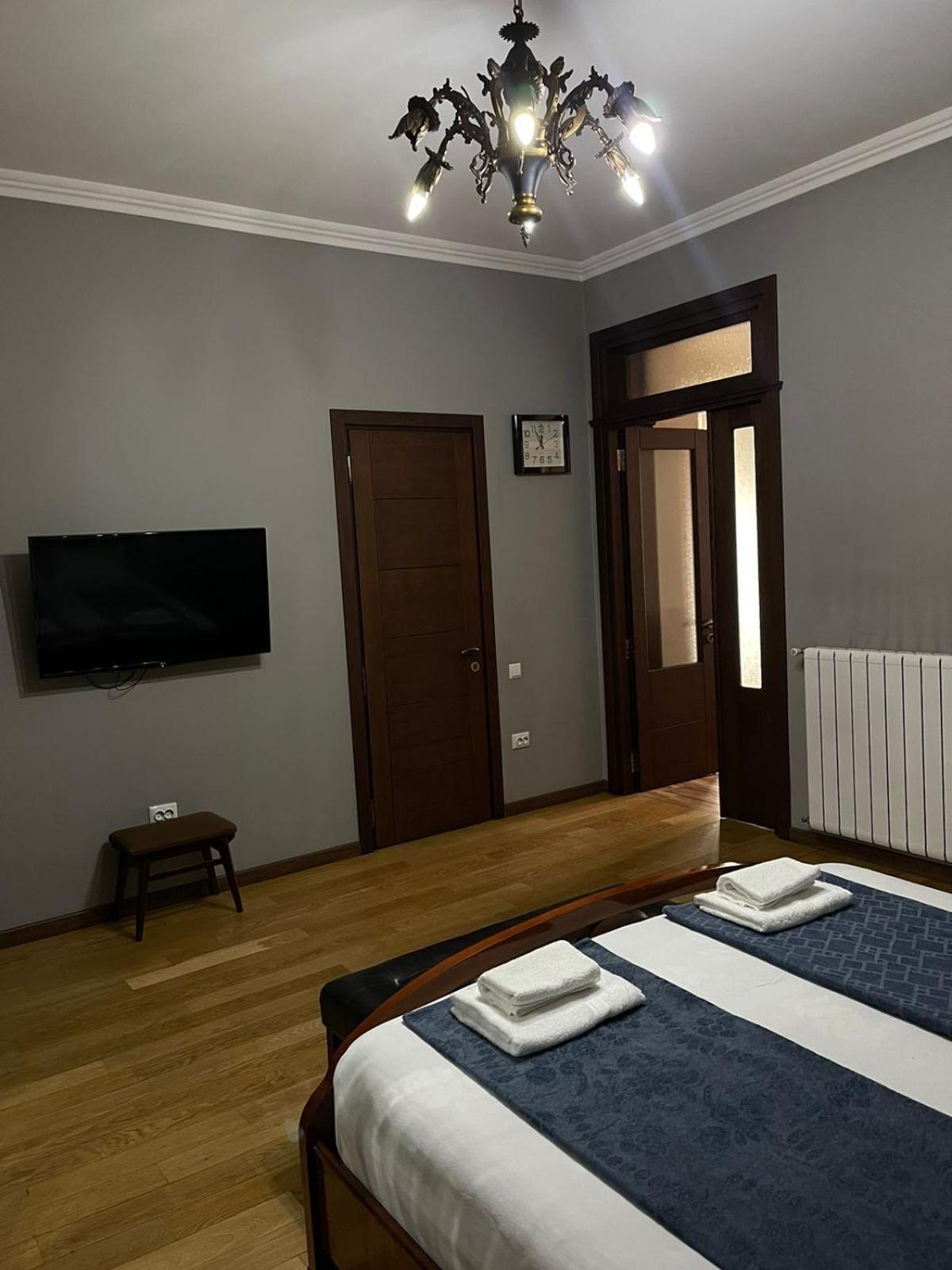 Apartment Anzi Batoemi Buitenkant foto