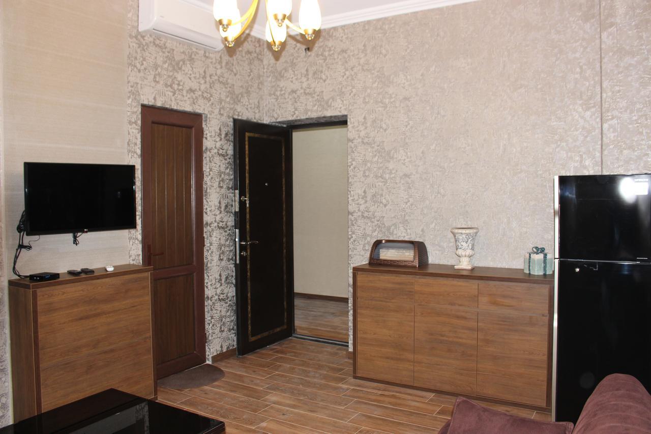 Apartment Anzi Batoemi Buitenkant foto