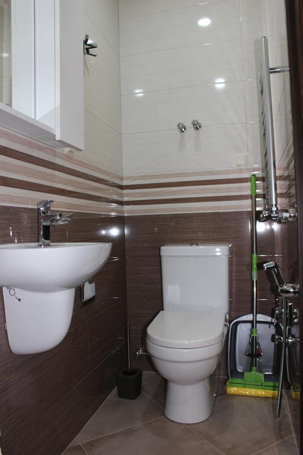 Apartment Anzi Batoemi Buitenkant foto